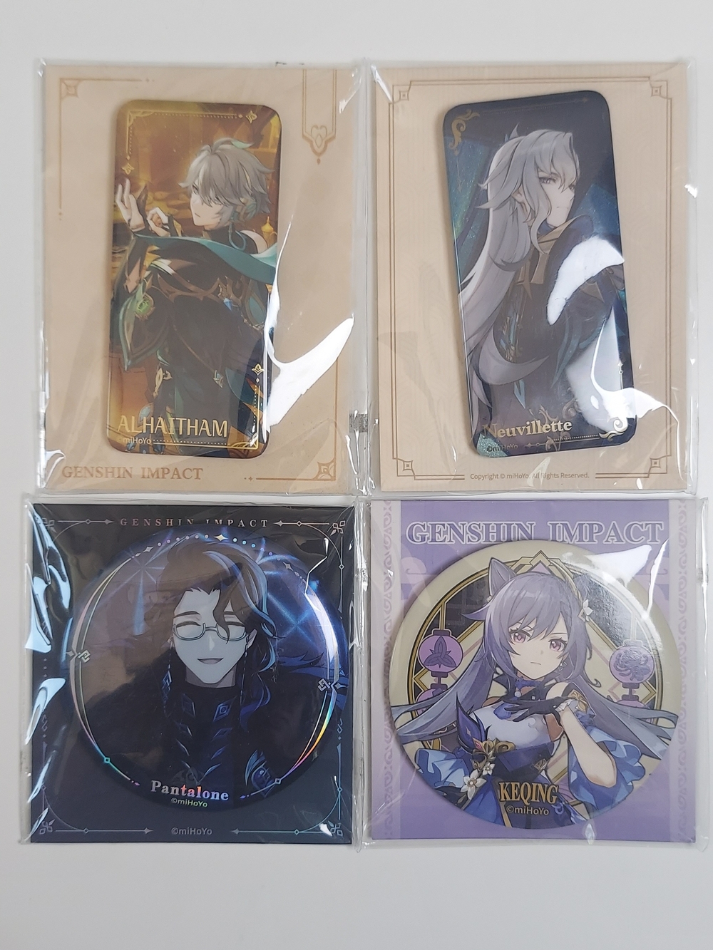 Genshin Impact Character Badge Set Of 4 -
